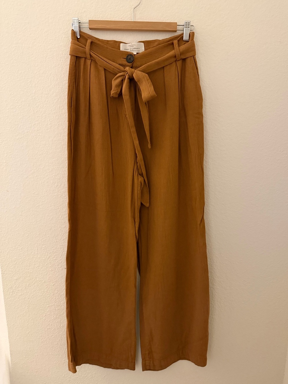 TROVATA Birds of Paradise High-Rise Tie-Waist Wide-Leg Pants - Rust size 0